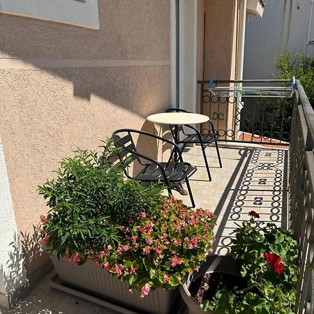 Apartments Mitrovic Podlicak Свети-Стефан Экстерьер фото