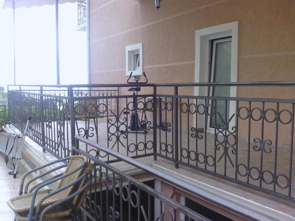 Apartments Mitrovic Podlicak Свети-Стефан Экстерьер фото