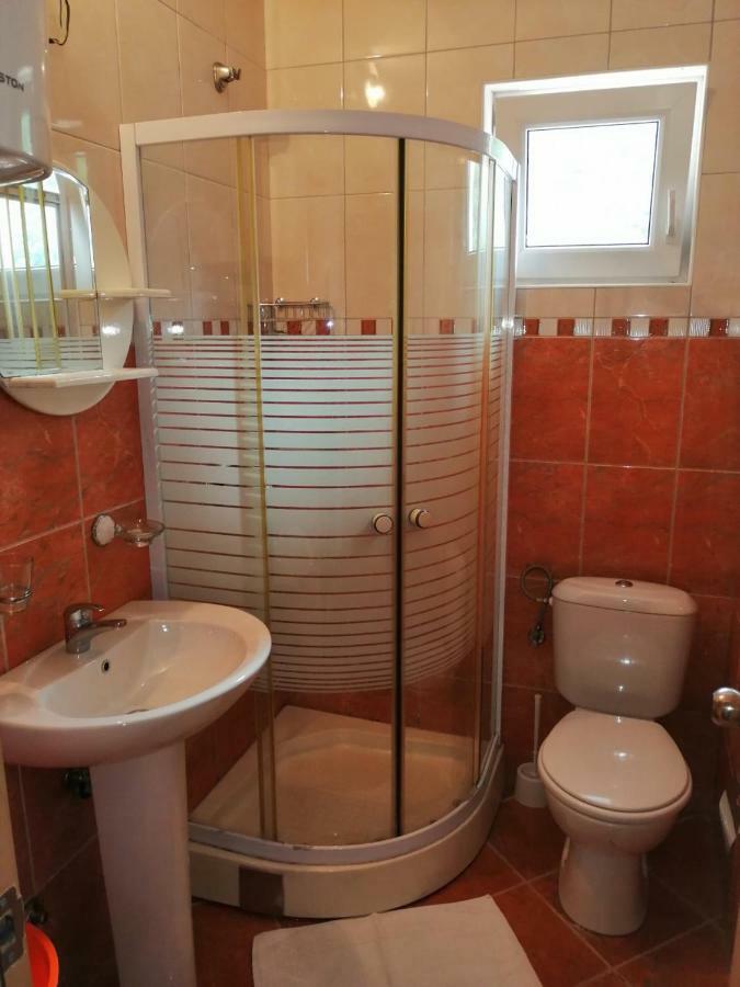 Apartments Mitrovic Podlicak Свети-Стефан Экстерьер фото