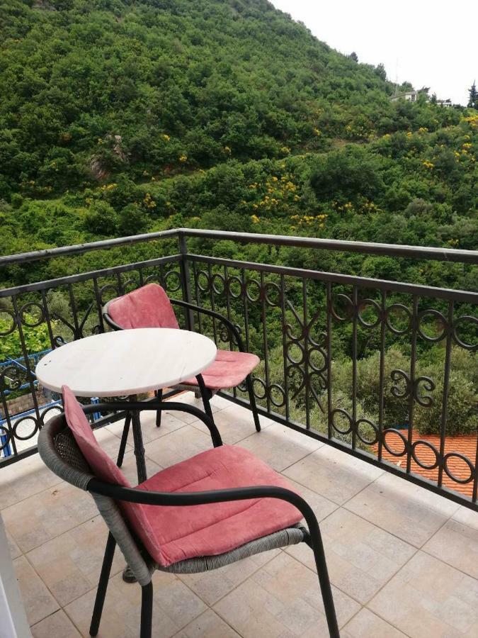 Apartments Mitrovic Podlicak Свети-Стефан Экстерьер фото